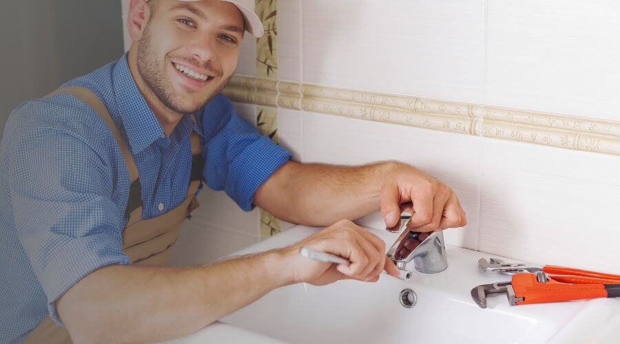 Local expert plumbing services in Bethalto, IL